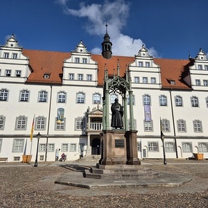 Marktplatz mit Luther-Statue