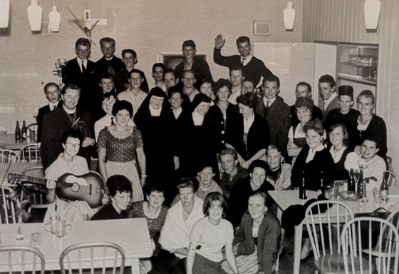 Jugendausflug Traunstein/Einkehr bei den Schwestern in Laakirchen 1965 / Dank an Berta Strasser Jugendausflug Traunstein/Einkehr bei den Schwestern in Laakirchen 1965