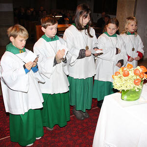 Familienmesse mit Ministrantenaufnahme am 17.11.2013