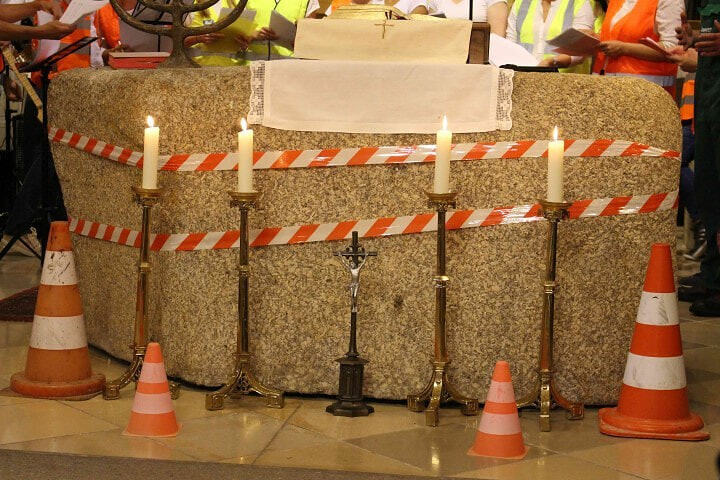 Familiengottesdienst mit Bischof Manfred/23. 6. 2019 / ©Bild für die Pfarre Schönering/Josef Goldberger