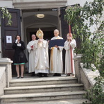 Hörende und Gehörlose feiern gemeinsam mit Generalvikar Lederhilger