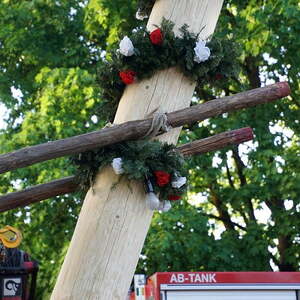 Maibaum Pfarre Maria Puchheim