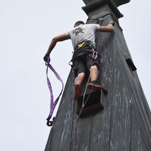 Der Gurt wird gegen ein Seil getauscht