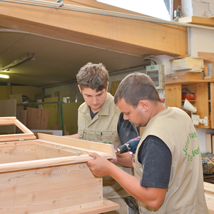 Tischlerei Watzl fertigt neue Kastenfenster für den Pfarrhof Kirchdorf/Krems.