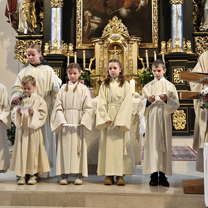 Aufnahme der neuen Ministrant:innen