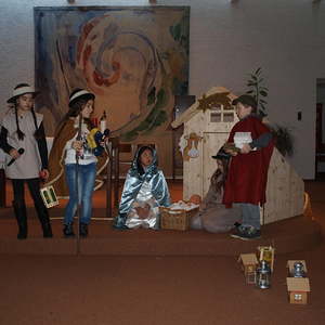 OLYMPUS DIGITAL CAMERA         