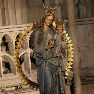 Marienstatue im Mariendom