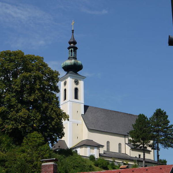  Pfarr- und Wallfahrtskirche 'Maria Attersee'