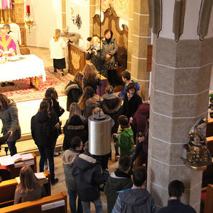 Vorstellung der Firmkandidaten am 13. März 2016