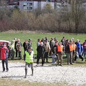 Traunauen-Reinigung mit ökomenischen Gottesdienst