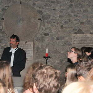 Die Lackener Firmlinge besuchen das Stift St. Florian