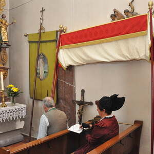 vorbereitet zur Prozession