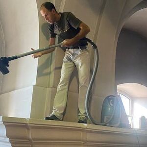 ... stellt einen Putztrupp ...