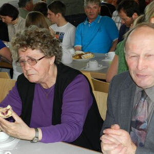 Vorstellung der Firmlinge und Pfarrcafé