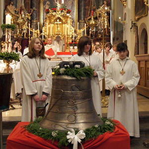 Osternachtsfeier mit Glockenweihe