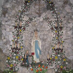Lourdes Grotte