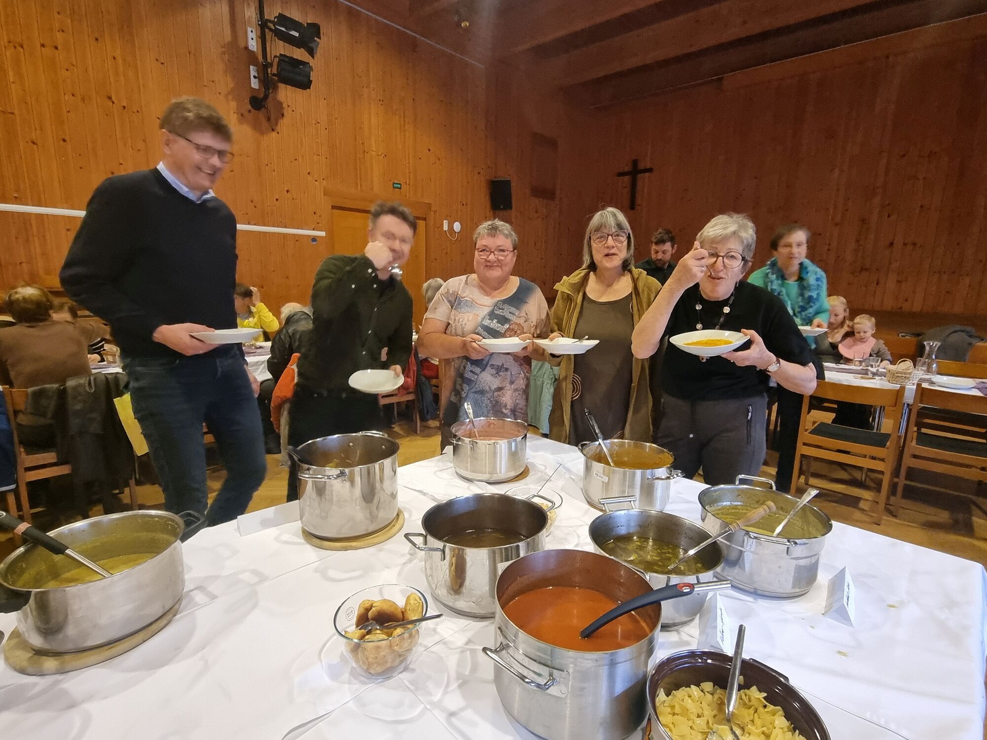 Die Auswahl an köstlichen Suppen war reichlich.