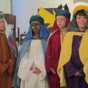 Sternsinger und Dreikönigssonntag