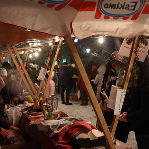 Adventfeier mit Genuss-standln in St. Quirinus