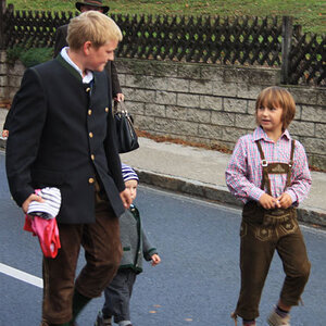Festzug mit der Erntekrone