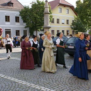 Erntedankfest mit Pfarrfoto