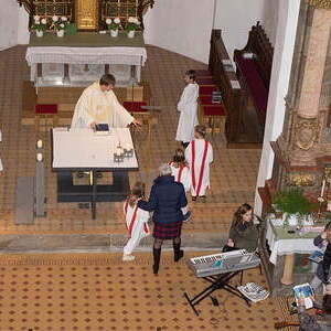 Ministranteneinkleidung