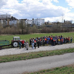 Traunauen-Reinigung mit ökomenischen Gottesdienst