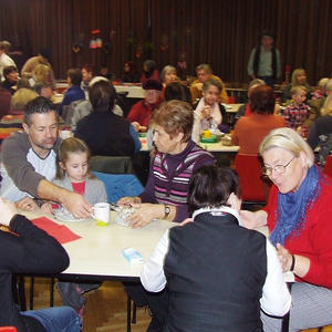 Adventkranzweihe und Schmankerlmarkt