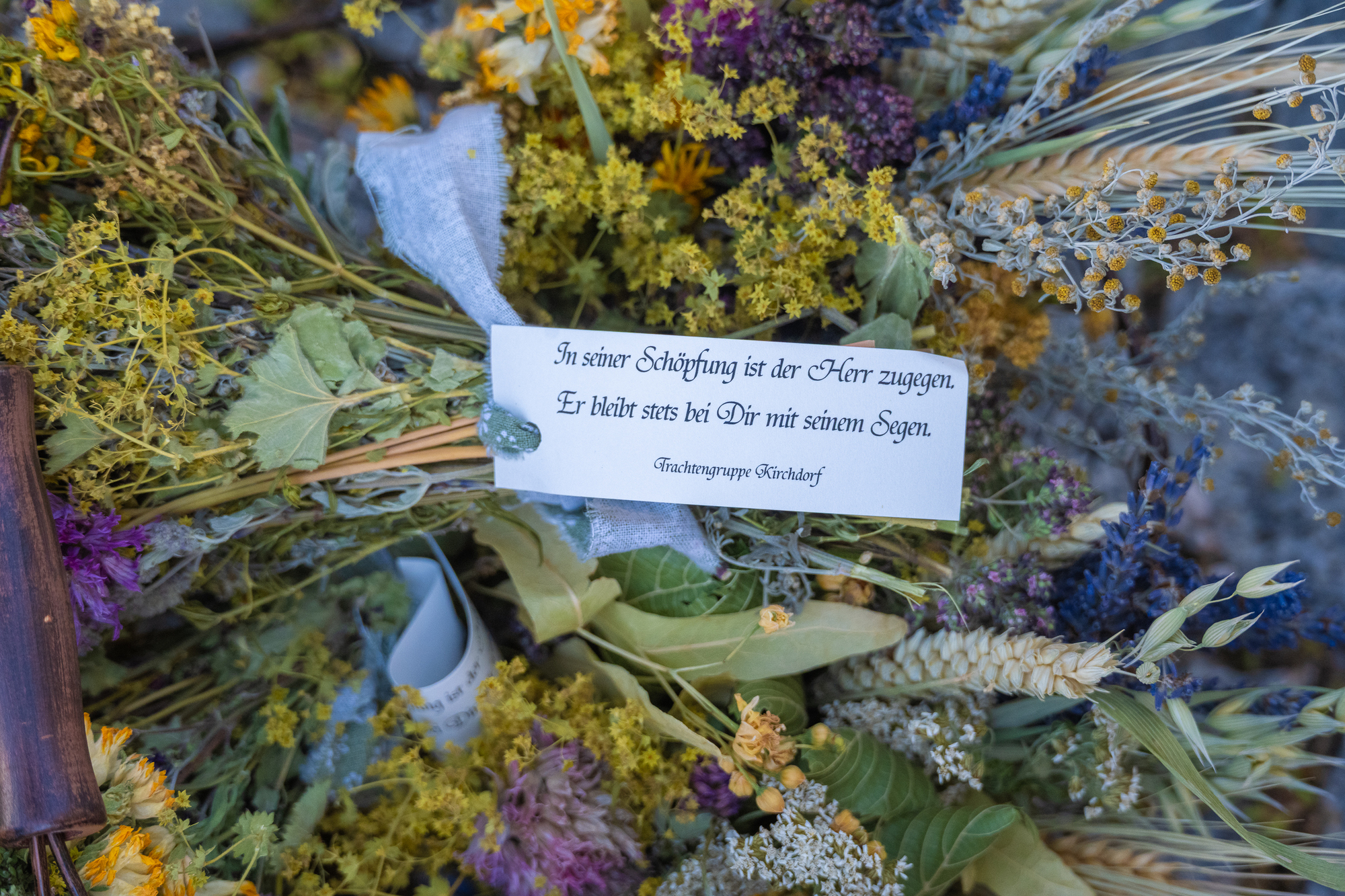 Segenswunsch auf Kräuterbüscherl