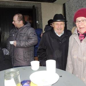 Jahresschlussandacht mit traditioneller Einladung der Pfarrcaritas zum Jahresumtrunk