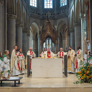 Festgottesdienst im Linzer Mariendom