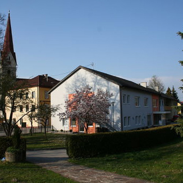 Pfarrheim Weißkirchen