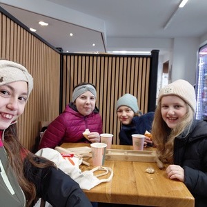 Ratschen Ministrant:innen