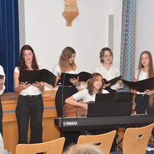 Musikalisch gestaltet wurde der Auftakt von der Katholischen Jugend Schönau.