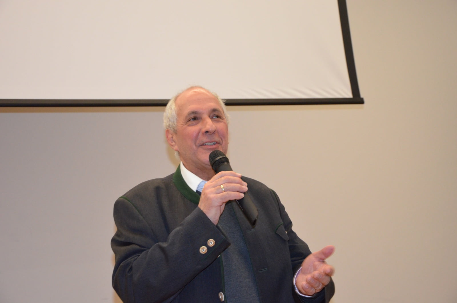 Der Klimawandel - Ist unsere Schöpfung in Gefahr? / fhuemer Der Klimawandel - Ist unsere Schöpfung in Gefahr?