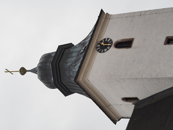 OLYMPUS DIGITAL CAMERA         