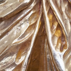 Schimmernder Faltenwurf