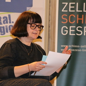 Gesprächsleiterin Eva Bauernfeind-Schimek