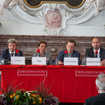 Podiumsdiskussion mit Dr. Michael Fuchs, Dr.in Ilona Nord und Dr. Peter Kirchschläger. Moderation durch Matthäus Fellinger von der Kirchenzeitung.