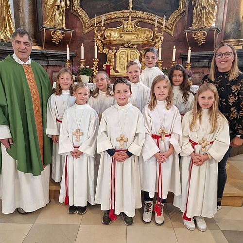 Zehn neue Ministranten