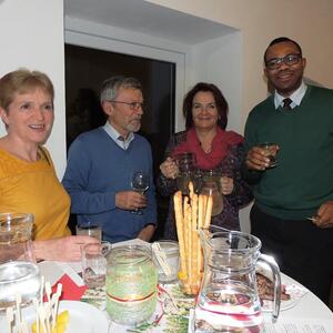 Hand in Hand mit Haiti