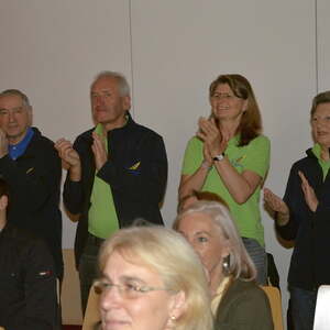 MODENSCHAU und Informationen über ökologisch und fair hergestellte Kleidung 