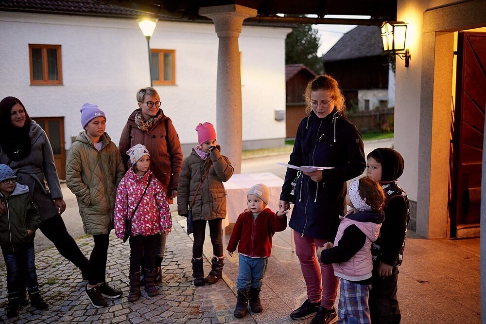 Friedhofswanderung / © Pfarre Waldburg Friedhofswanderung
