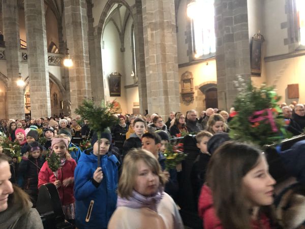 'Die Kinder und das ganze Volk'