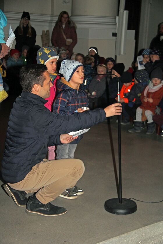 Fr. 10. November - Kirche Linz-Hl. Familie