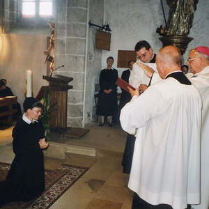 Ewige Profess von Sr. Hanna Jurman (Benediktinerin von Steinerkirchen, 2001)