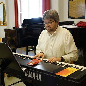 Andreas Etlinger (Orgel)