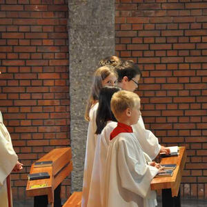 Ministranten Maiandacht