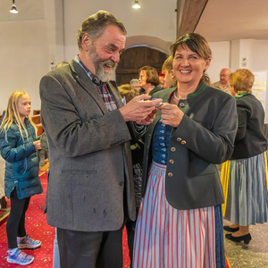 Ein Lavendel-Herz für Pfarrer P. Severin Kranabitl von Andrea Krennmayr.