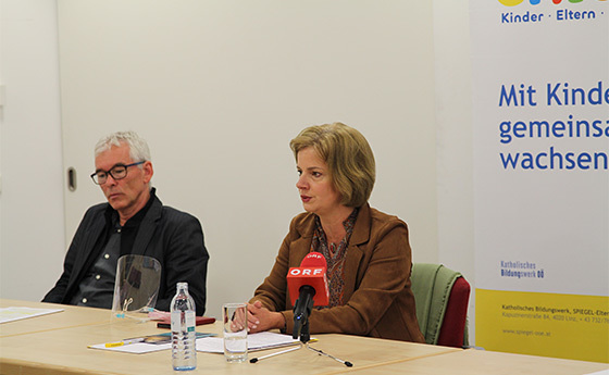 Mag.a Ulrike Kneidinger-Peherstorfer, Leiterin von SPIEGEL-Elternbildung / © Diözese Linz Mag.a Ulrike Kneidinger-Peherstorfer, Leiterin von SPIEGEL-Elternbildung